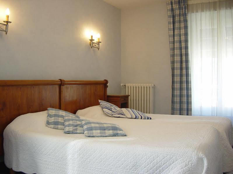 Brit Hotel Essentiel Pontivy Robic Zewnętrze zdjęcie