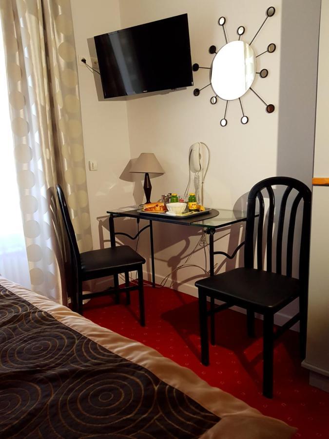 Brit Hotel Essentiel Pontivy Robic Zewnętrze zdjęcie